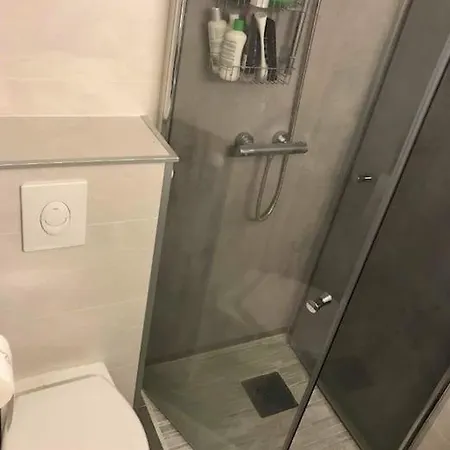 アパート Two-bedroom Apartment, Close To Ons *